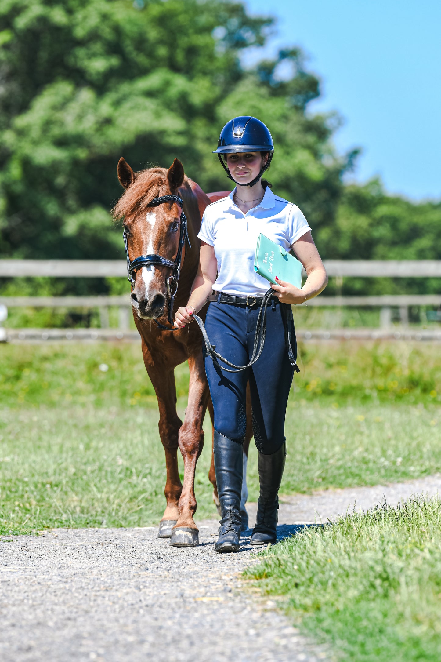 Protège carnet cheval Vert d'eau à personnaliser